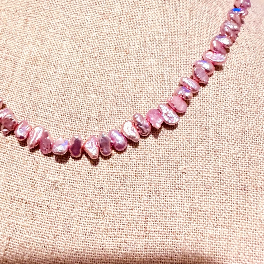 Vintage | Pearl Strand | Freshwater Dyed Pearls - Picture 2 of 5